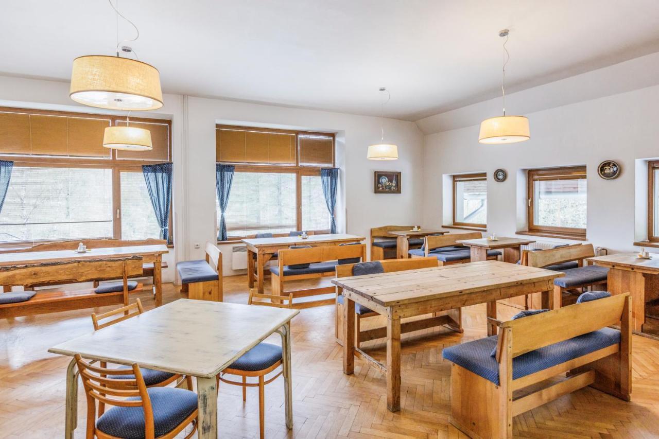 Hotel Rusava Экстерьер фото